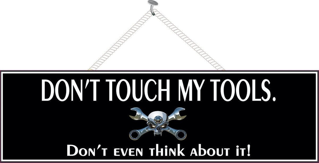 Why Custom Novelty Signs Make Excellent Gifts